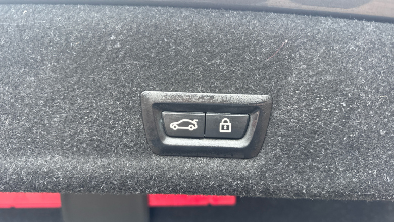 BMW 3 Series 320d M Sport 4dr Step Auto [Tech Pack] Diesel Saloon